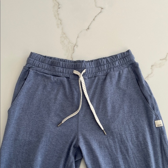 Vuori Women's Performance Joggers in Azure Heather - Picture 4 of 13